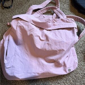 Lululemon on my level pink bag